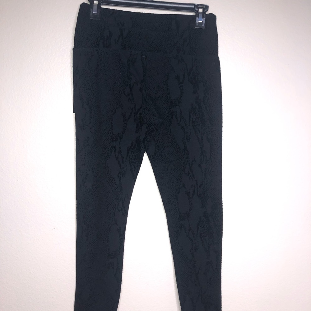 > New Athena Marie Black Snake Leggings, Size Petite